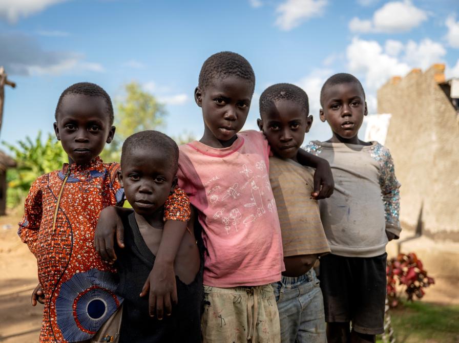Foto af børn i Uganda. Fotokreditering: Jesper Houborg.